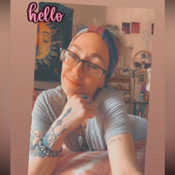 Meet your Posher, Jordan - Picture 3 of 4